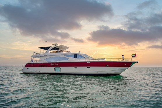 Big daddy yacht | AED1400/hour